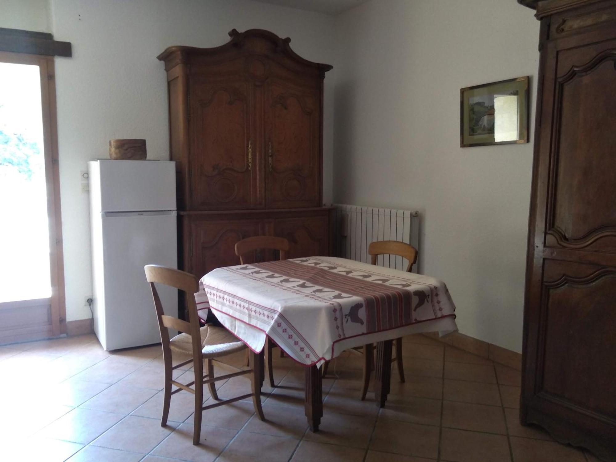 Gres Vaillant Villa Saint-Polycarpe Екстериор снимка
